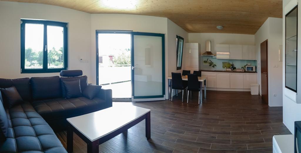 Apartments Dujic Tribunj  Phòng bức ảnh